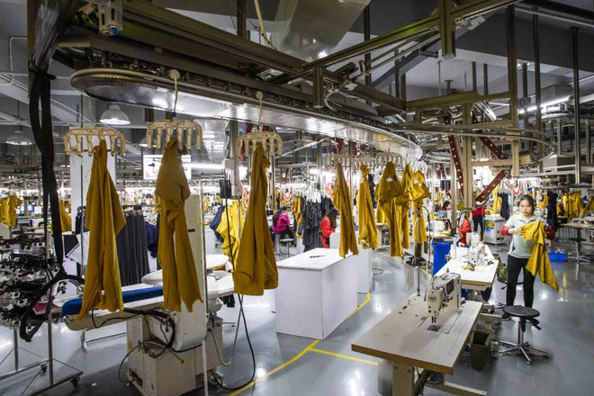 2025服裝業&ldquo;半年考&rdquo;:零售增速放緩,運動品牌領跑資本賽道